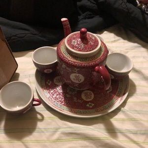 Red Teacup set